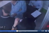 Así cayó el periodista cuando extorsionaba a un naturista en Trujillo. (Foto captura video)