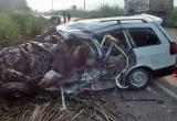En estas condiciones ha quedado el auto que colisionó esta mañana con un camión. (Foto cortesía Eduardo Goycochea)