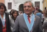 Elidio Espinoza, criticado por tener funcionarios ineficientes.
