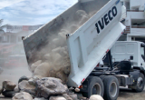 Hoy se iniciaron los trabajos de protección del malecón de Huanchaco. (Foto cortesía MDH)