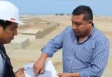 Alcalde muestra terrenos invadidos. Foto: Trujillo en Línea