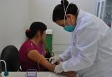 Se realizaron las primeras tomas de muestra de sangre en el laboratorio clínico del Iren Norte. (Foto cortesía)