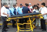 Una mujer sufrió un desmayo durante la procesión del Vía Crucis. (Foto cortesía Serenazgo MPT)