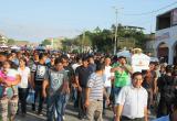 Mototaxistas y pobladores en general se pronunciaron frente al Depincri de Chepén. (Foto: Facebook)