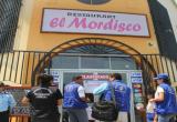 Restaurante El Mordisco de propiedad de la congresista Rosa Núñez, fue clausurado por la MPT. (Foto cortesía MPT)