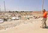 Dirigente vecinal indica que basura y desmonte afectan el aspecto de la zona. (Foto: La Industria)