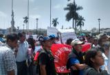 Protestantes hicieron un plantón frente a casa de gobierno. Foto: Trujillo en Línea