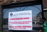 Colocaron cartel en puerta principal y ahora universitarios no podrán estudiar hasta nuevo aviso. Foto: Trujillo en Línea