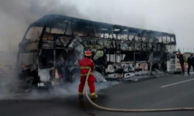 En media hora, bomberos lograron controlar el fuego. Foto: Trujillo en Línea