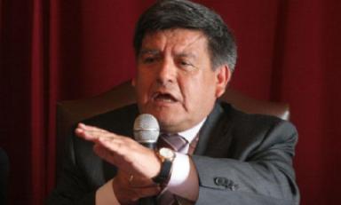 Nuevamente habrían cuestionamientos a las licitaciones en las que participaron empresas vinculadas a César Acuña. (Foto Internet)