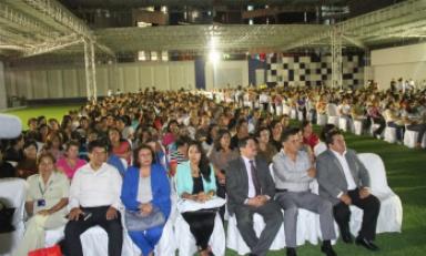 Mil docentes de La Libertad asistieron a la conferencia sobre Neurociencias en la Educación. (Foto cortesía)