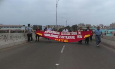 Paralizaron el tráfico varios minutos. Foto: Trujillo en Línea