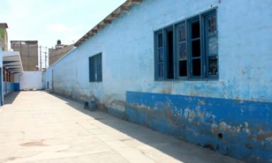 Preparan trabajos de reconstrucción del centro educativo Casa Grande. (Foto: Difusión)