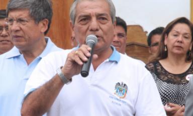 Alcalde de Trujillo presentó a gerentes ante centenares de trabajadores. Foto: Carlos Montalván