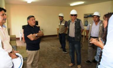 El presidente regional César Acuña inspeccionó los trabajos de la futura sede de la Casa de la Cultura.