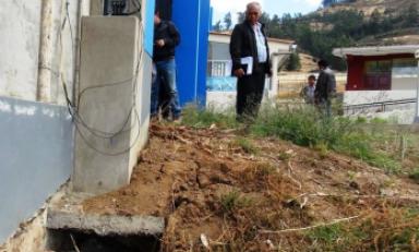 Daños detectados en la nueva sede de la UNT en Santiago de Chuco. (Foto cortesía)