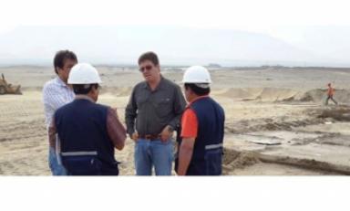 El gerente regional de Infraestructura inspeccionó los trabajos de la escuela técnica de Policía. (Foto GRLL)