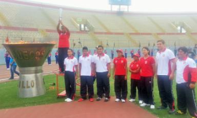 Fueron inaugurados los Juegos Deportivos Nacionales 2015 en el estadio Mansiche. (Foto IPD)