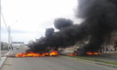 Pobladores bloquearon entrada por casi dos horas. Foto: Trujillo en Línea