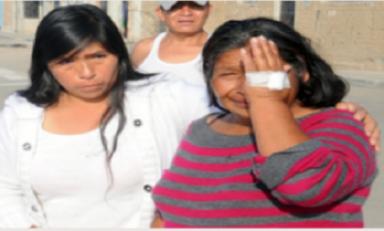 Consuelo Ríos, desconsolada llora la muerte de su hijo. (Foto Satélite)
