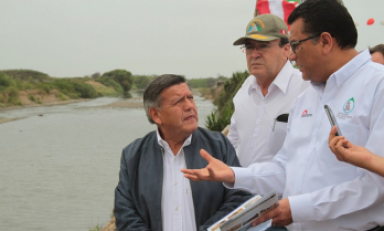 El ministro de Agricuktura, Juan Benites, inspeccionará hoy los trabajos preventivos por El Niño en Trujillo.