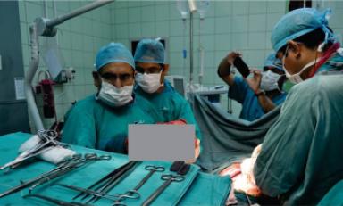 Médicos del Iren Norte lograron extraer con éxito un tumor de más de 11 kilos.(Foto Iren-Norte)