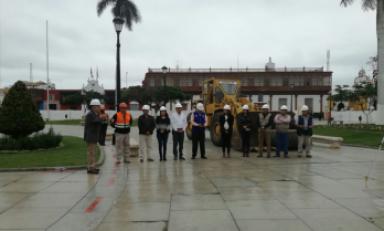 Más de mil fisuras tendrán que ser subsanadas en el piso de la plaza de armas. Foto: Trujillo en Línea