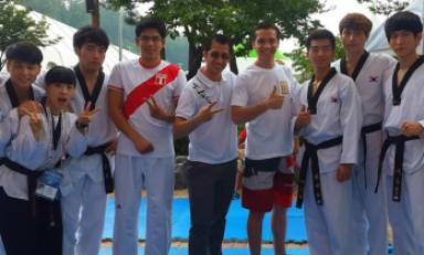 Christopher Cabrera, docente de la UCV, destaca en un intercambio y campeonato en Corea del Sur. (Foto UCV)