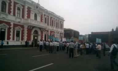 Así lució el frontis de la Municipalidad Provincial de Trujillo. Foto: Trujillo en Línea.