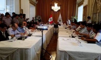 Los alcaldes de la 12 provincias de La Libertad se reunieron con los asesores del Ministerio de Transportes. (Foto cortesía GRLL)