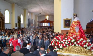 Monseñor Cabrejos acudió a provincia de Santiago de Chuco por festividades en honor a santo. (Foto: Difusión)