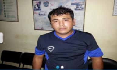 Este sujeto es el taxista secuestrador, identificado como Johnny Roy Moreno Chirinos.