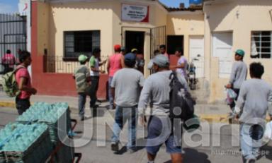 Trabajadores protestaron contra la empresa Amazon Constructores. (Foto UN Diario)
