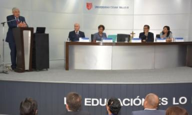 Francisco Miró Quesada Rada, rector de la UCV, explica los pasos que se están dando en el proceso de evaluación de calidad.