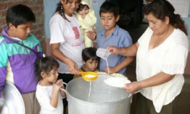 Más de 3 mil niños actualmente no reciben su ración de leche. (Foto: Huaral.pe)