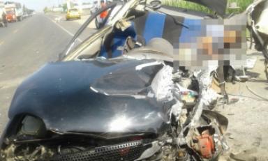 Camioneta quedó destrozada y su conductor murió al instante. Foto: Trujillo en Línea