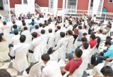 El gobernador regional de La Libertad, César Acuña, se reunió con los alcades distritales por primera vez. (Foto cortesía)
