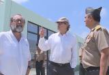 Ministro del Interior visitó escuela junto a autoridades policiales. Foto: Trujillo en Línea