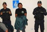 El abogado luis Sirlupú también fue detenido en Chepén esta madrugada, durante el megaoperativo realizado por la PNP. (Foto cortesía MP)