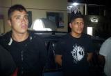 Estos dos jóvenes policías que tomaron rehenes y asaltaron una pollería en Las Quintanas fueron dados de baja.(Foto Archivo)