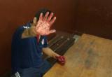 Este es el sujeto que golpeó y amenazó a su expareja con un cuchillo. (Foto cortesía)