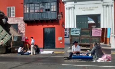 Durmió junto a su volquete recolector de basura. Foto: Trujillo en Línea