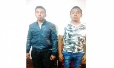 Presuntos implicados en varios robos y estafas. (Foto cortesía PNP)