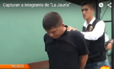 Santos Uriarte, fue detenido por la Policía. Este sujeto sería integrante de la banda criminal "La Jauría". (Foto video SolTV)
