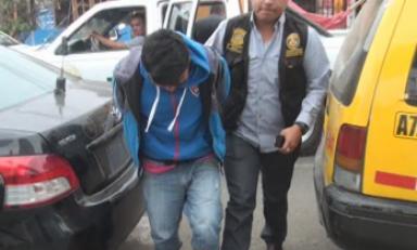 Sujeto fue llevado al Departamento de Robo de Vehículos. Foto: Trujillo en Línea