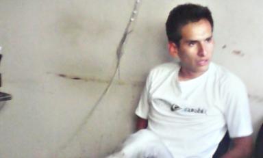Este hombre es Jack Alayo García, quien fue intervenido cuando estaba maltratando físicamente a su esposa. (Foto MPT)