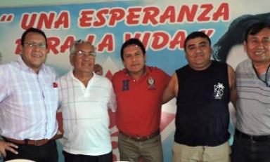 De izquierda a derecha: José Miranda Prado, Juan Namoc, Elías Rodríguez, Wilmer Sánchez y Bill Cuba. (Foto facebook)
