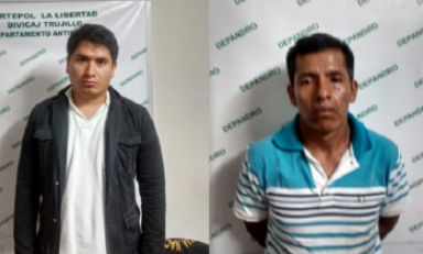 Estos son los dos sujetos que llevaban en su equipaje más de 40 kilos de marihuana. (Foto cortesía PNP)