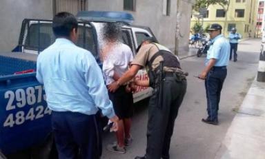 Niño de 12 años que fue detenido cuando asaltaba a una pareja de enamorados.(Foto cortesía)