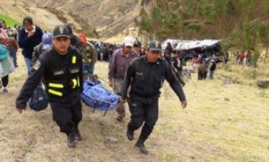 Cuerpo de la víctima cayó a una profundidad de más de 200 metros. (Foto: Andina/referencial)